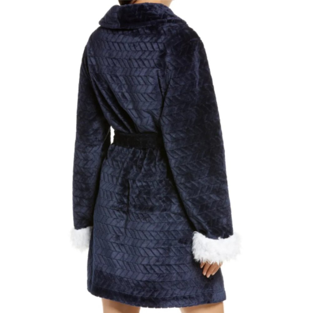 NEW Honeydew Intimates Women Chilled Out Polar Fuzzy Faux Fur Trim Short Robe - Picture 4 of 5